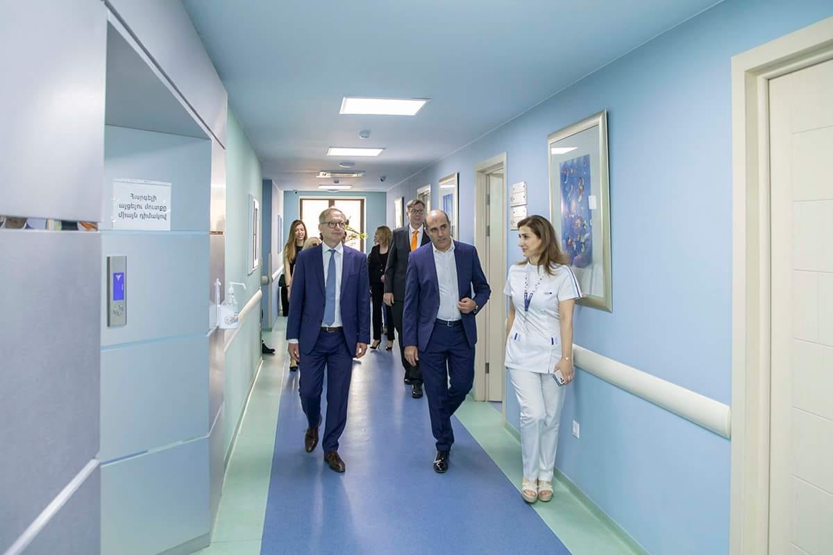Сегодня гостями медицинского цента &laquo;Наири&raquo; были руководители компании Siemens Healthineers. nairimed.com
