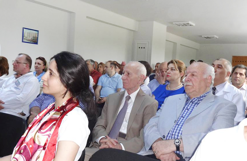 &laquo;Արմենիա&raquo; բժշկական կենտրոնի վիրաբուժական բաժանմունքը այսուհետ կկրի Վիկտոր Ափոյանի անունը