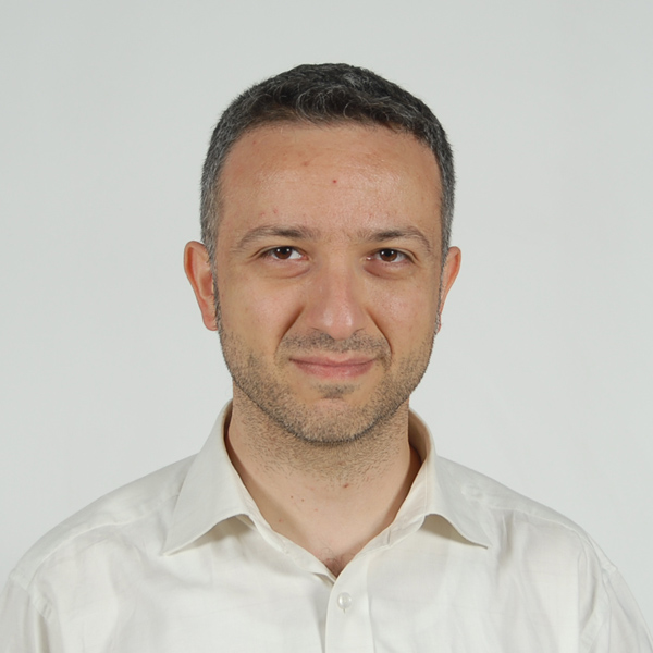 &laquo;Կոչումով բժիշկ&raquo;. Հակոբյաններ