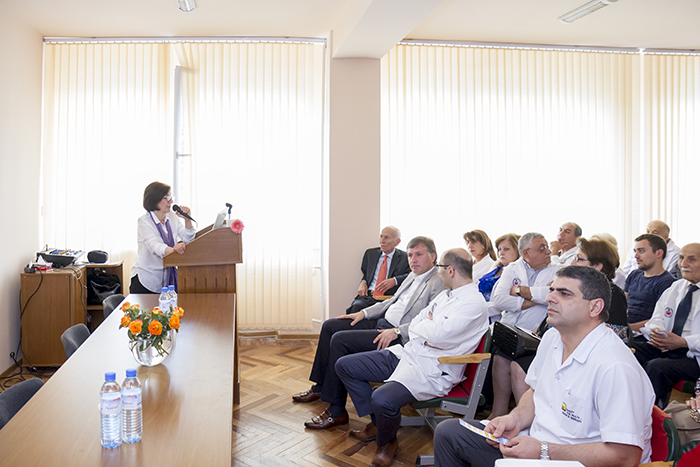   Վ.Ա. Ֆանարջյանի անվան ուռուցքաբանության ազգային կենտրոնի և Դերմատոօնկոլոգների հայկական ասոցիացիայի կողմից մայիսի 30-ին կազմակերպված գիտաժողով` &laquo;Կարևորը մելանոմայի մասին&raquo;