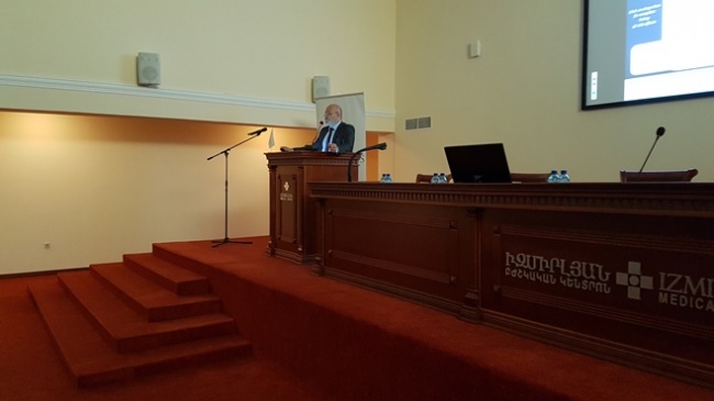  &laquo;Իզմիրլյան&raquo; ԲԿ-ում շագանակագեղձի բարորակ գերաճի Live surgery է կազմակերպվել